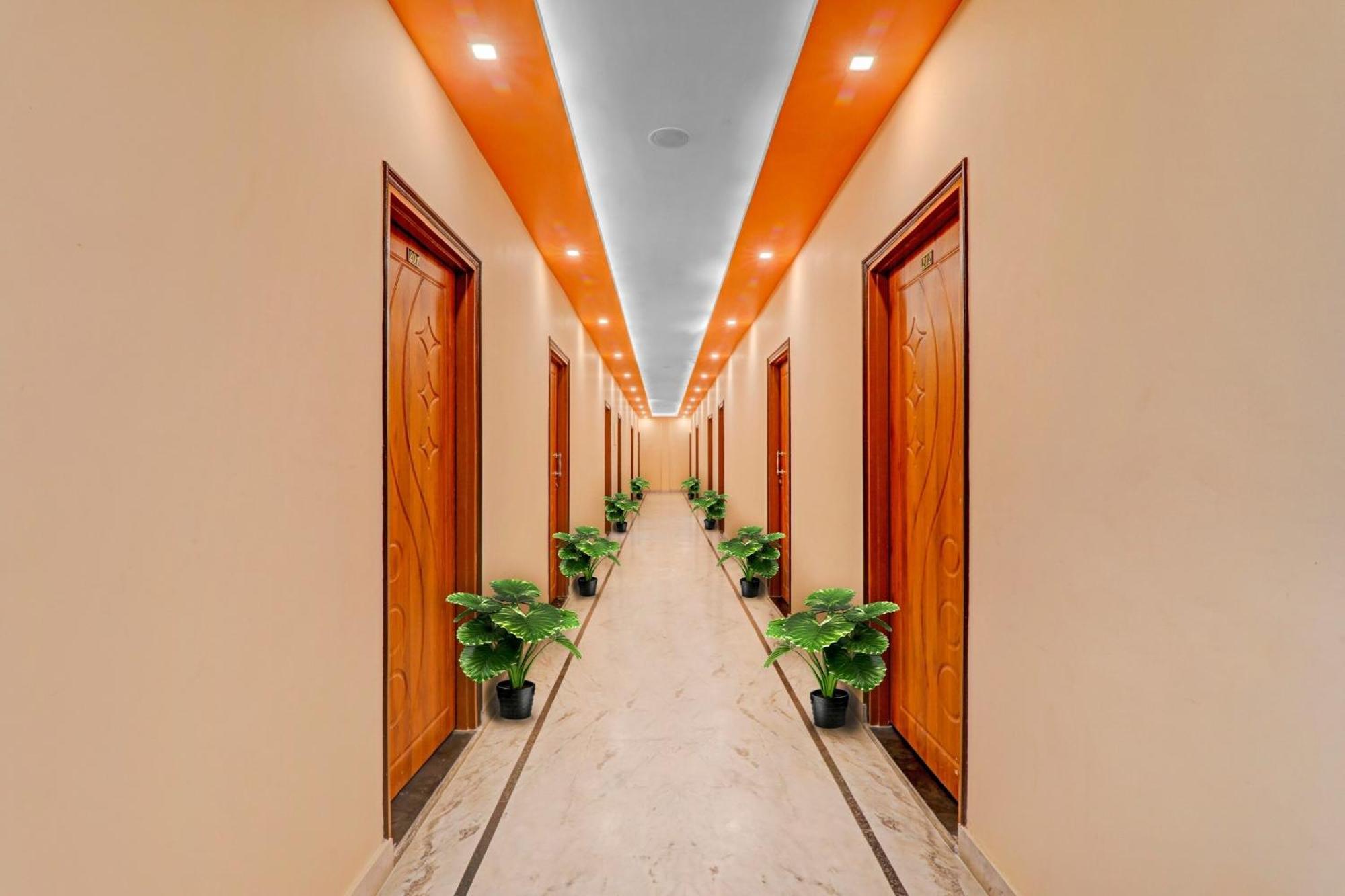 Hotel O Chauhan Palace Lucknow Extérieur photo