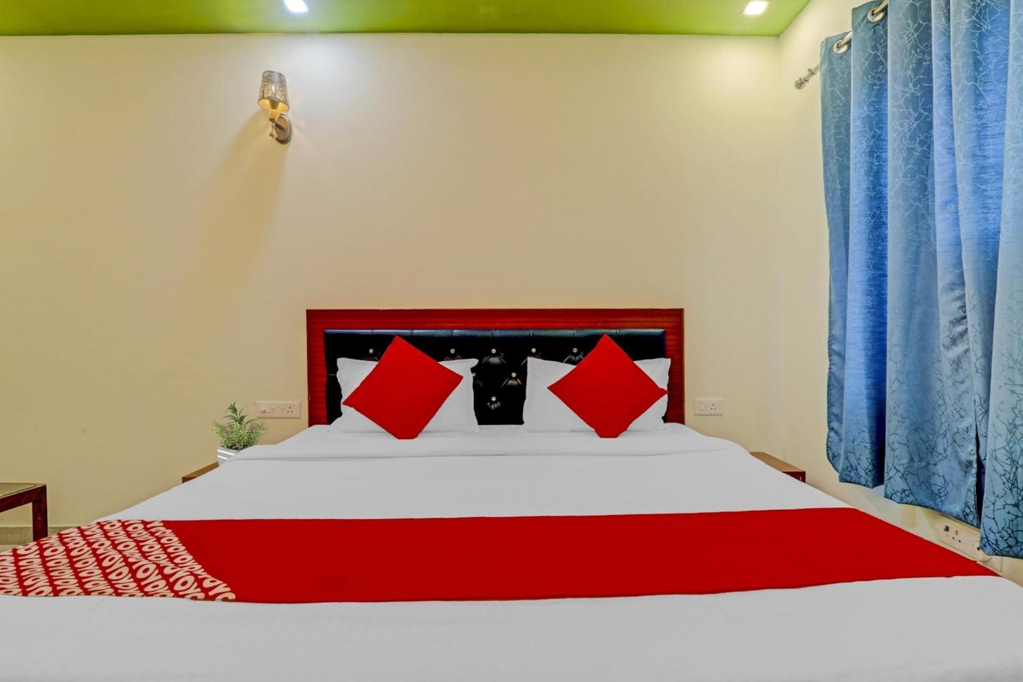 Hotel O Chauhan Palace Lucknow Extérieur photo